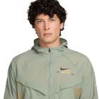 Stride UV Repel Dust Dreams Jacket 3