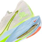 Vaporfly 3 4