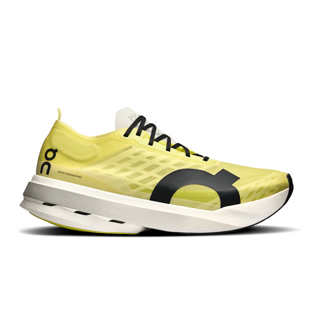 On Cloudboom Strike Schuhe Herren gelb 47.0